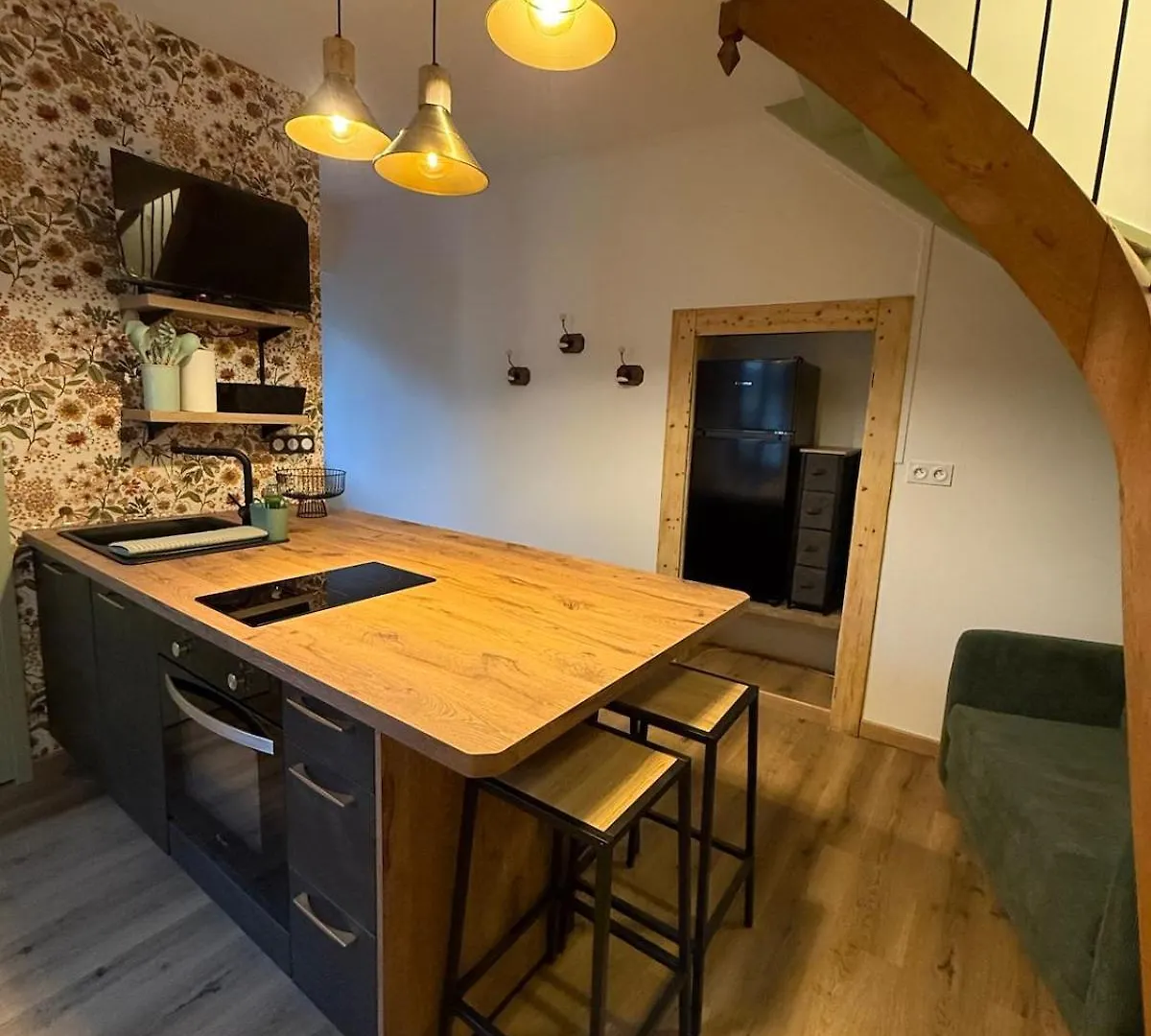 Le Chanaz 89 0*,  France